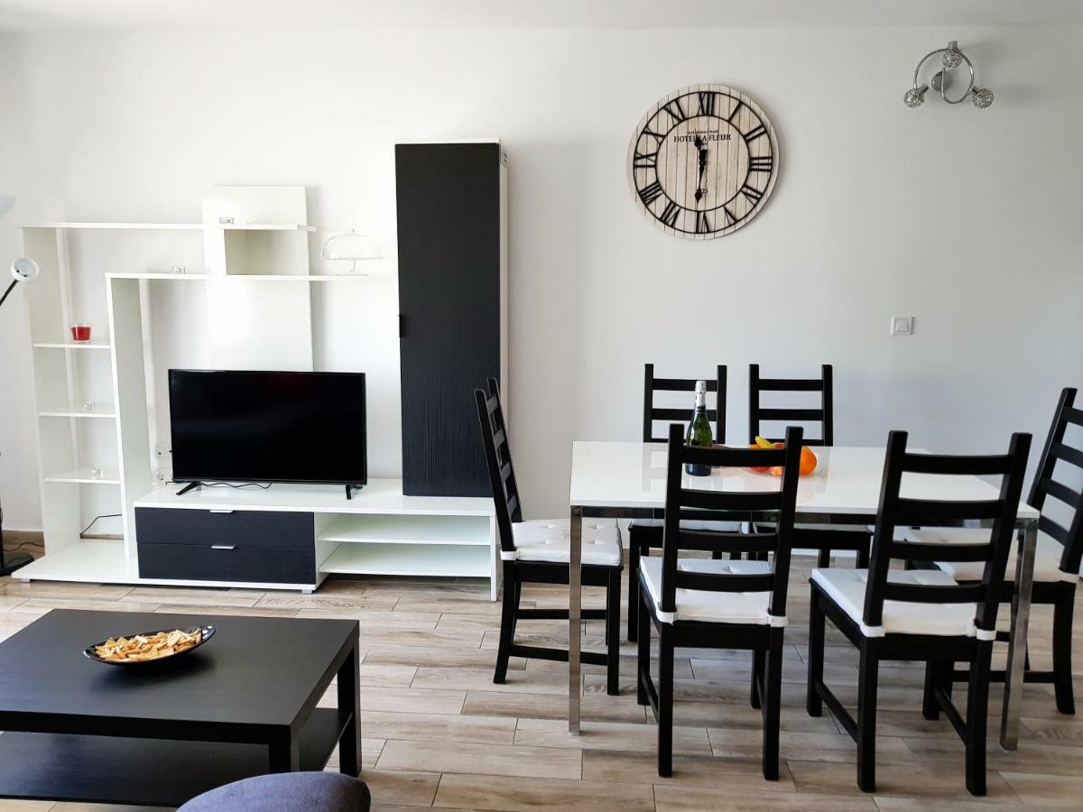 Luxury 2 Bedroom Apt 50 M From Beach Моган Экстерьер фото